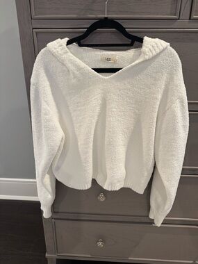 UGG White V-Neck Hooded Women's Sweater